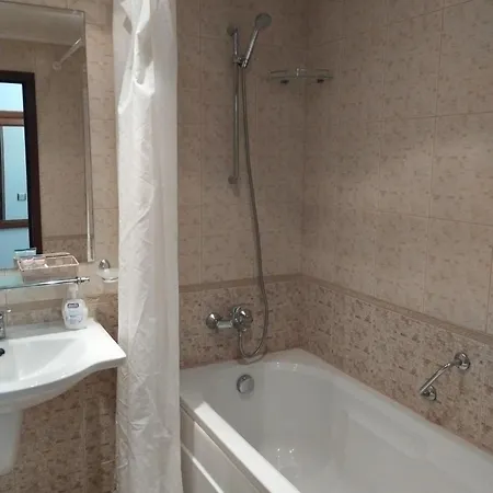 Apartment Private Emerald