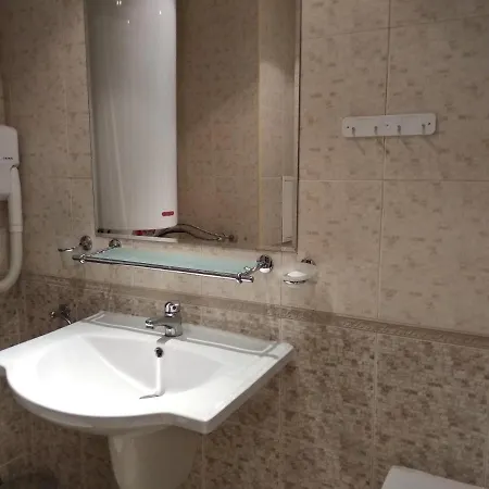 Private Emerald Apartman